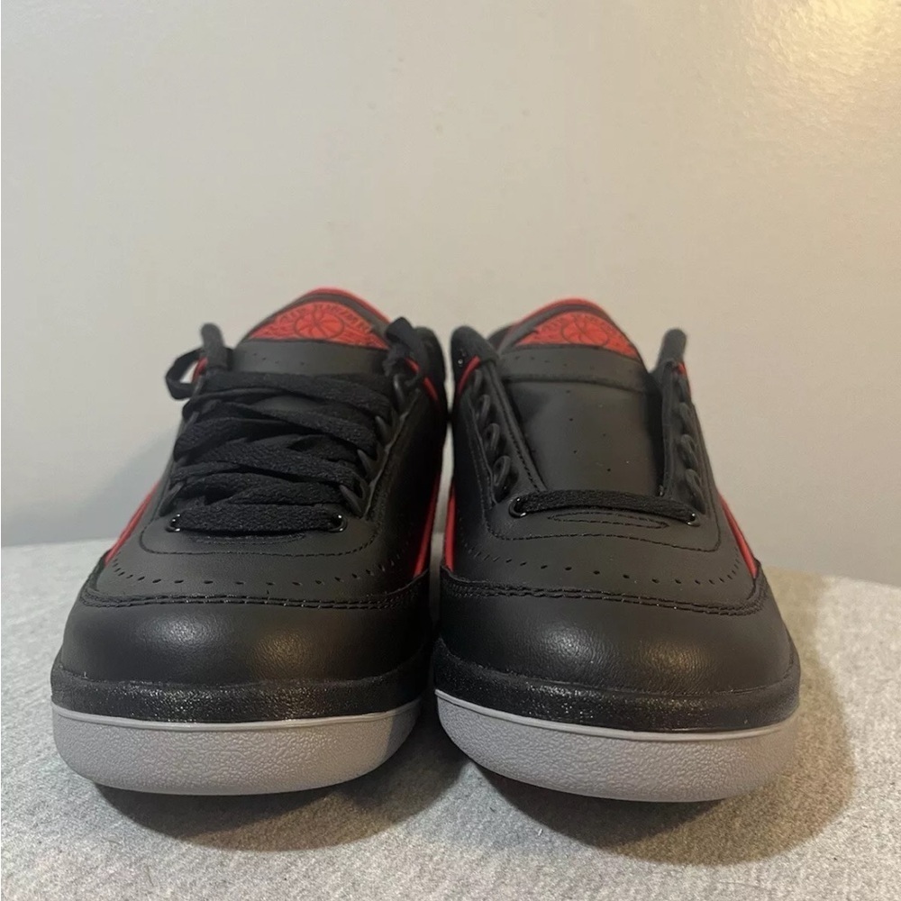 Nike Air Jordan 2 Low Bred Black Sneakers Size 6Y / Women 7.5 BNIB FJ6869-006 - Picture 2 of 10